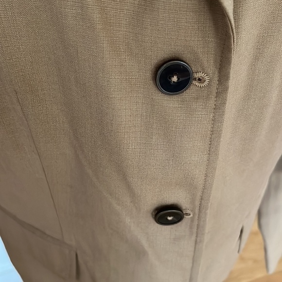 Isaac Mizrahi size 16 camel blazer classic blazer NWOT - Picture 4 of 12